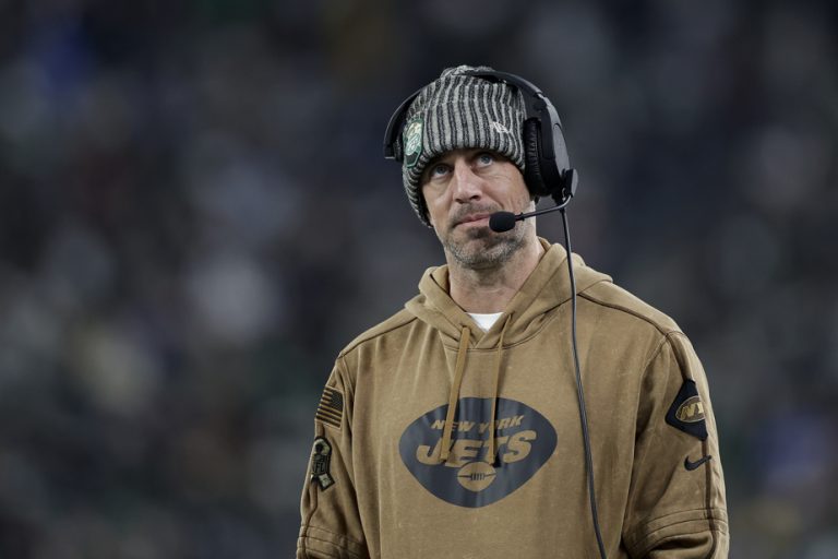 New York Jets |  Aaron Rodgers is targeting a return to play around mid-December