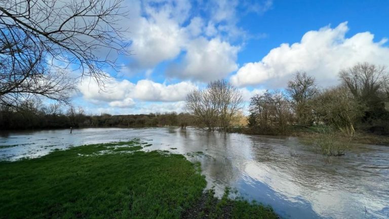 Pas-de-Calais placed on red “flood” vigilance, six other departments on orange “flood” or “rain-flood” vigilance