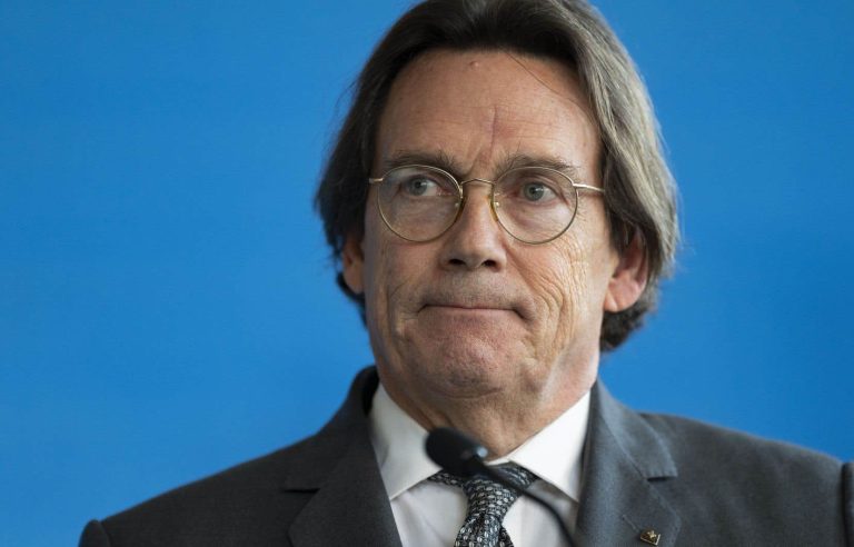 Pierre Karl Péladeau cancels a meeting with the TVA union