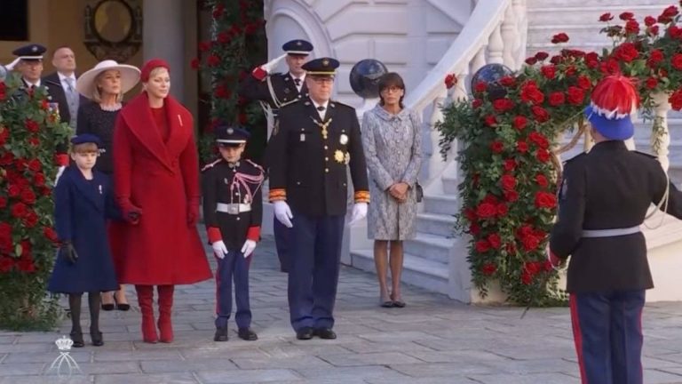 Princess Charlène causes a sensation with an outfit in the colors of the Monaco flag for Monaco National Day