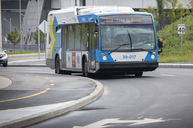 Public transportation |  Montreal fears service cuts or tax increases