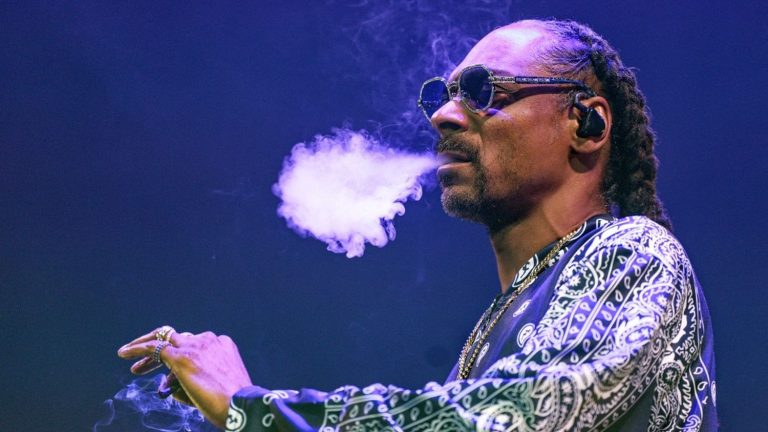 Rapper Snoop Dogg didn’t quit smoking, he was at the heart of an advertising operation