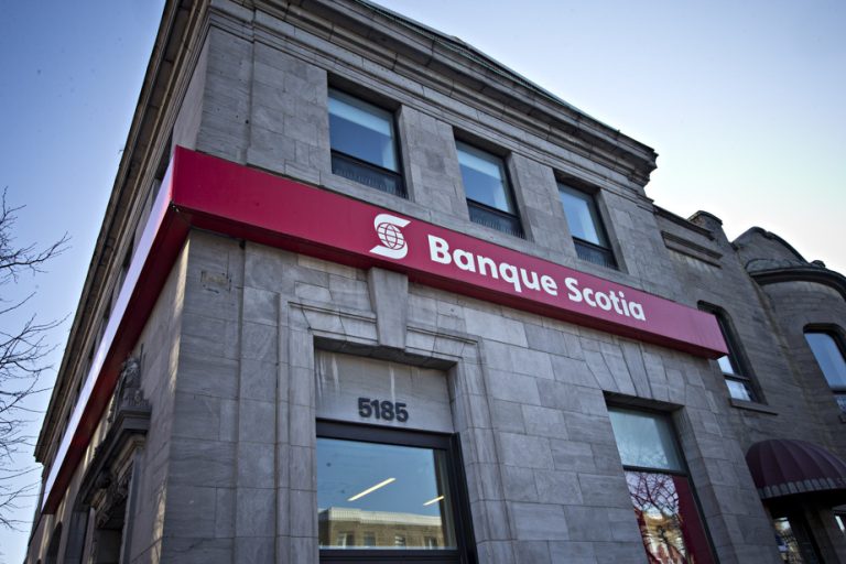 Scotia profits decline in 4th quarter