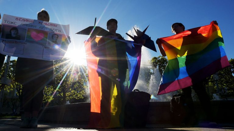 Supreme Court bans “international LGBT movement” for extremism