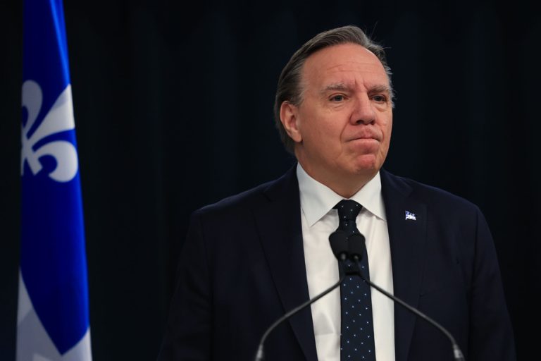 The CAQ second according to a survey |  “Quebecers are angry with me,” admits Legault