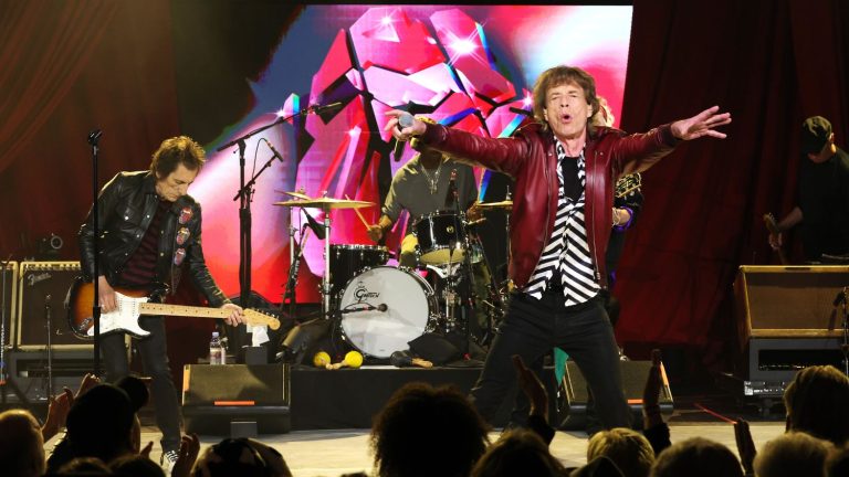 The Rolling Stones announce an American tour between April and July 2024