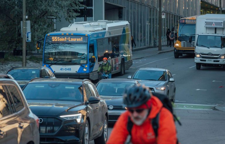 The symbol of the car confronted with the reality of public transport