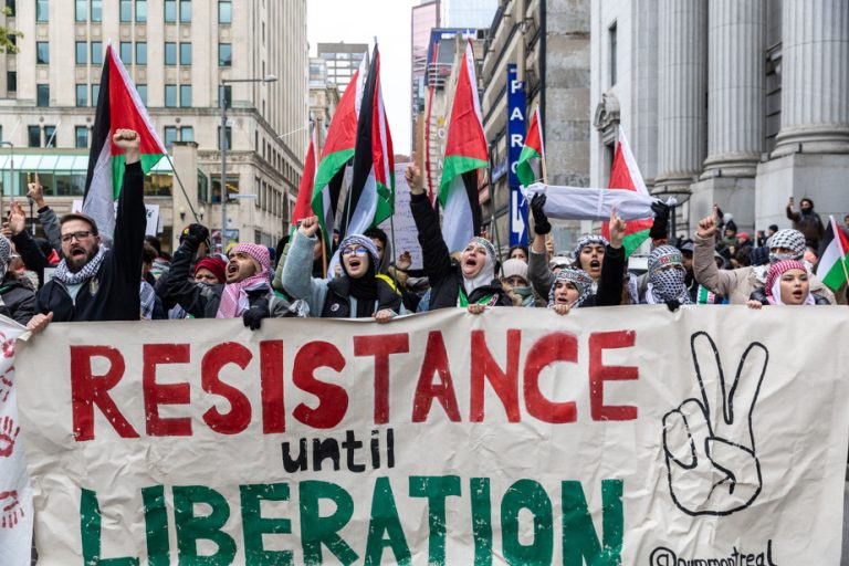 Thousands of people in support of Palestine in Montreal