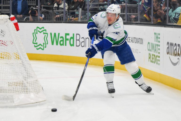 Vancouver Canucks |  Beauvillier trade helps reclaim space under salary cap