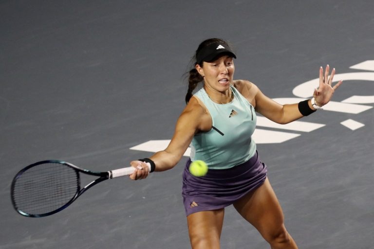 WTA Finals |  Pegula dominates Gauff and advances to the final