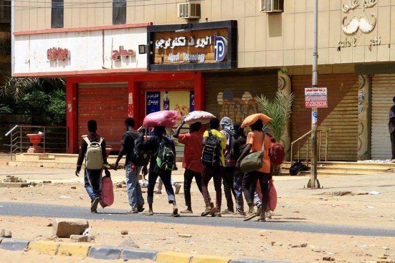 War in Sudan |  More than 20 civilians killed in shelling at market near Khartoum