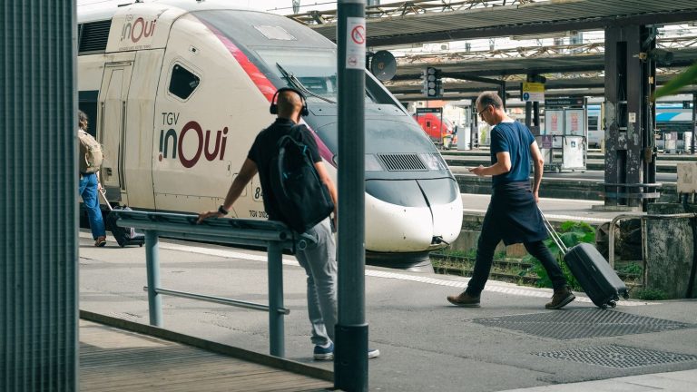 “You will not be alone in front of a computer screen”, says the general director of Retail and Connections at SNCF