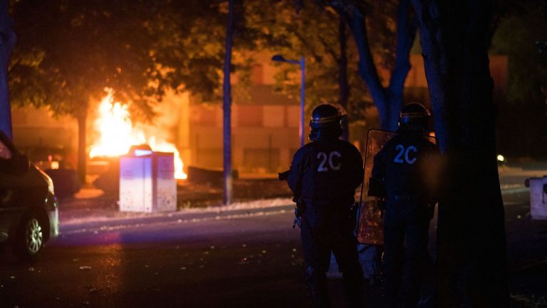 a 19-year-old gets four years in prison after setting fire to a local town hall in Strasbourg