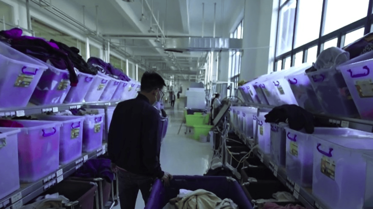 a company in China promotes clothing rental