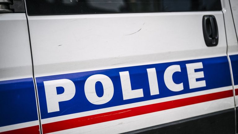 A young Jewish woman attacked with a knife at her home in Lyon, the prosecution evokes a possible “anti-Semitic motive”