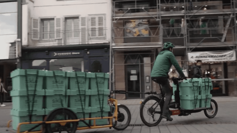 in Strasbourg, the Sikle association recovers food waste to make compost