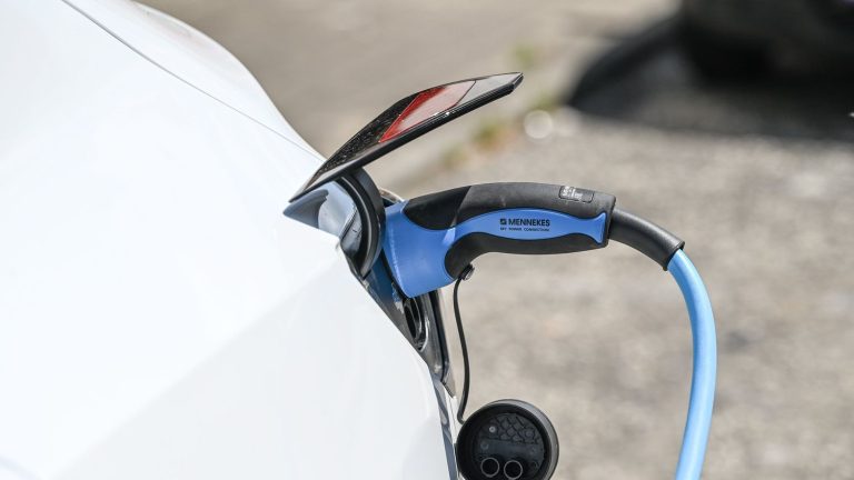 the French are the most skeptical of Europeans about electric cars, according to a study