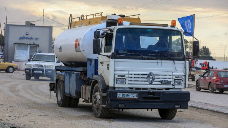 the Hebrew state authorizes the daily entry of fuel, 17,000 liters already delivered