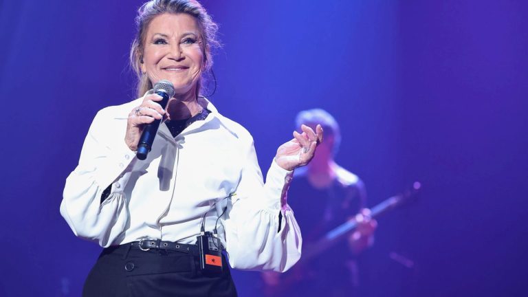 the singer Sheila opens up without taboo in an interview with “Libération”