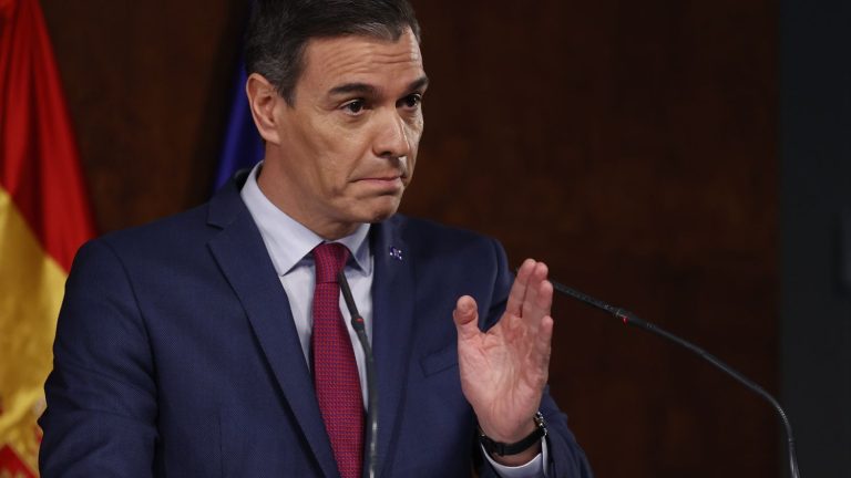 why Pedro Sanchez negotiates an amnesty law with the Catalan separatists