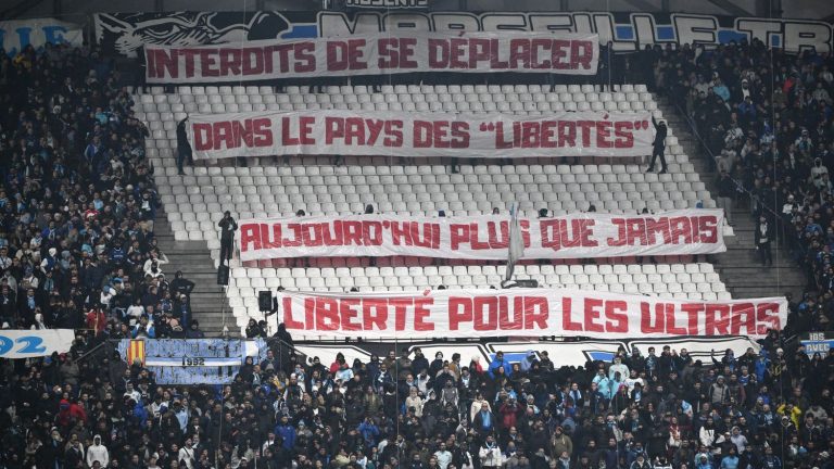 “200 euros that disappear without being refunded”… For supporters, late travel bans have a cost