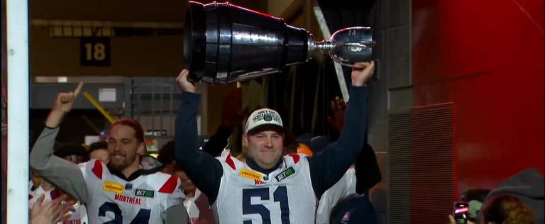 A cup is finally raised at the Bell Center