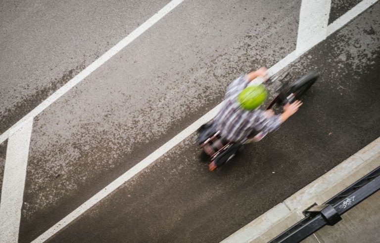 A cycle path project that is far from unanimous in CDN-NDG