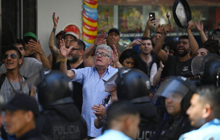 Appeal and demonstration in Buenos Aires against Milei’s deregulatory “mega decree”