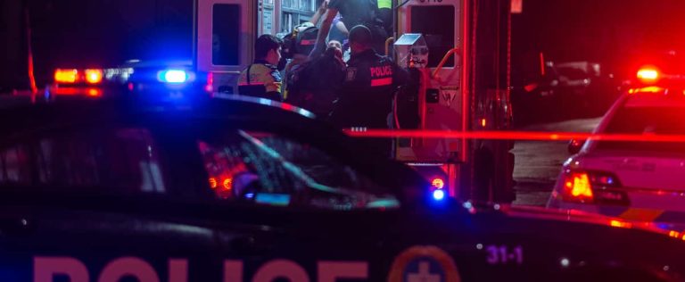 Armed assault in a Montreal bar