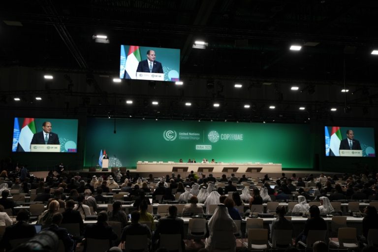 COP28 |  Leaders gathered, but far from agreeing on fossils