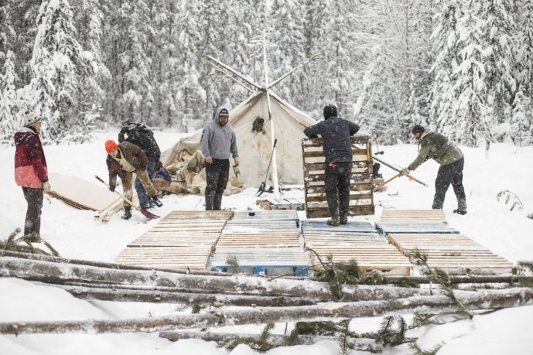 Coastal GasLink pipeline |  RCMP violated rights of Indigenous protesters, says Amnesty report