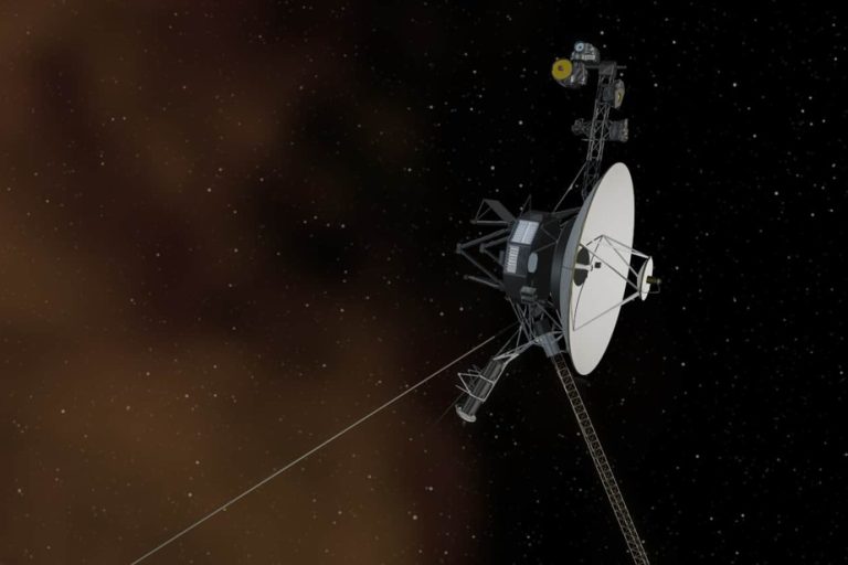 Demystifying science |  How do I communicate with Voyager?