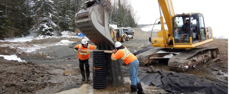 Dike threatening to give way: evacuation could be prolonged