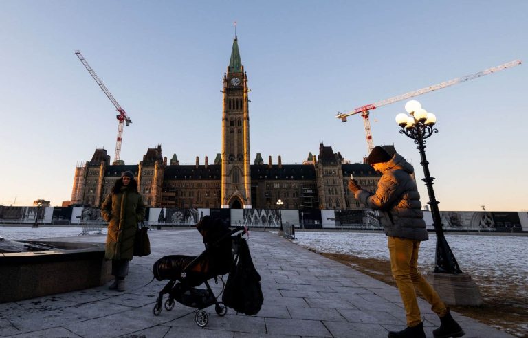 El Niño follows a hot summer and brings a green Christmas to Canadians