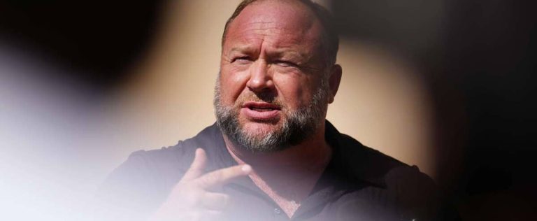 Elon Musk reinstates conspiracy theorist Alex Jones on X (formerly Twitter)