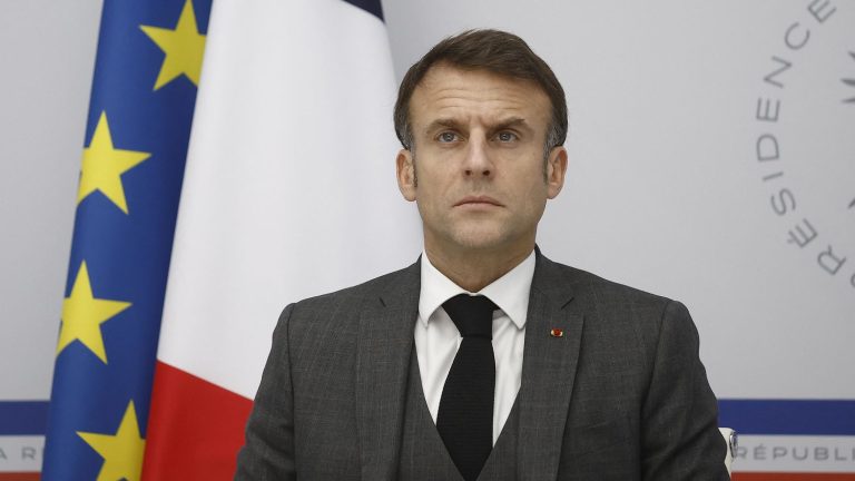 Emmanuel Macron’s hesitations on the end-of-life bill