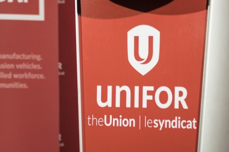 Energy workers |  Unifor ratifies agreement