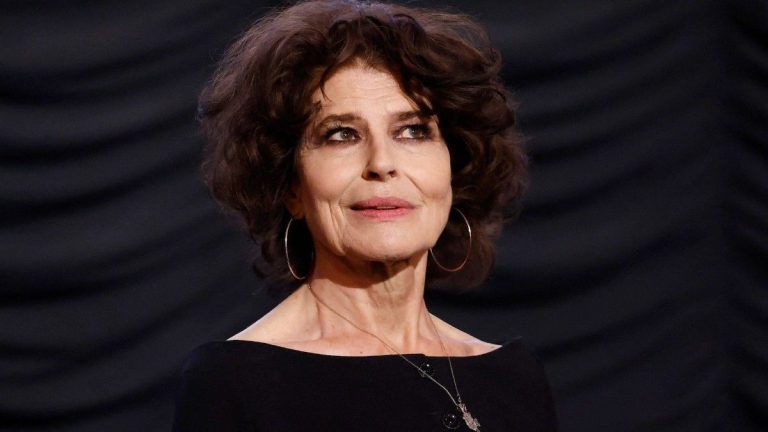 Fanny Ardant once again defends Gérard Depardieu