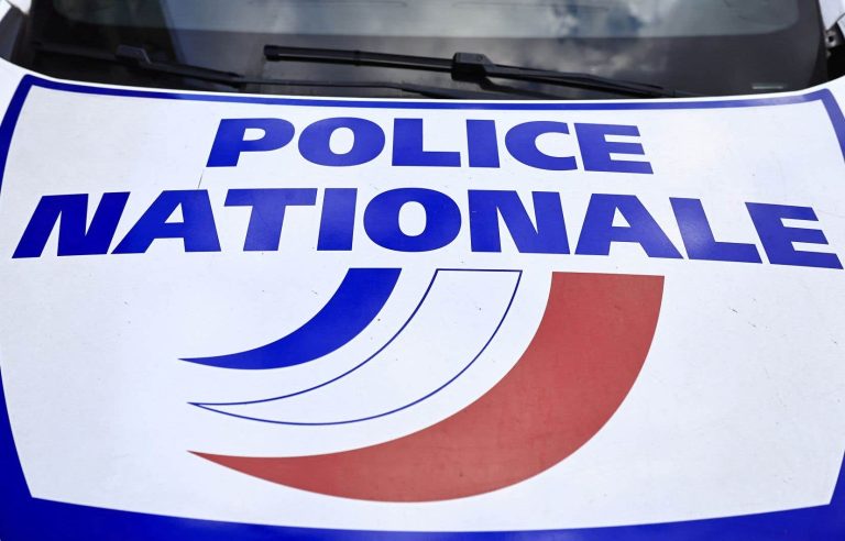 Five bodies, including those of four young children, discovered in the Paris region