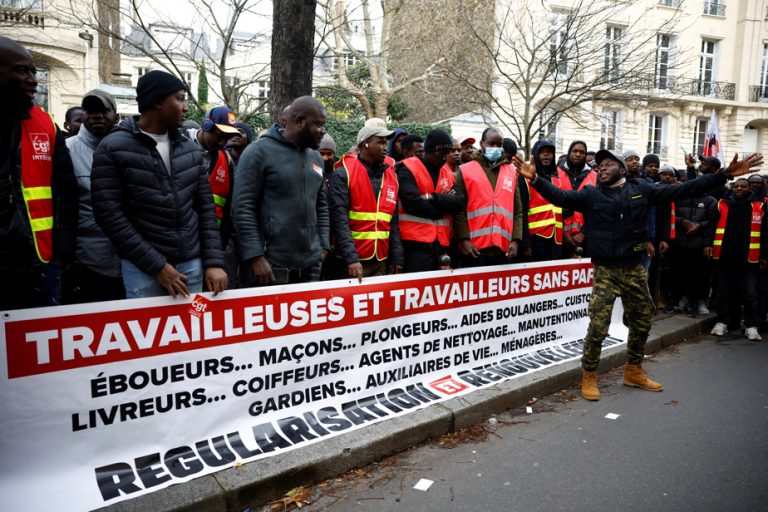 France |  Controversial immigration bill rejected by MPs