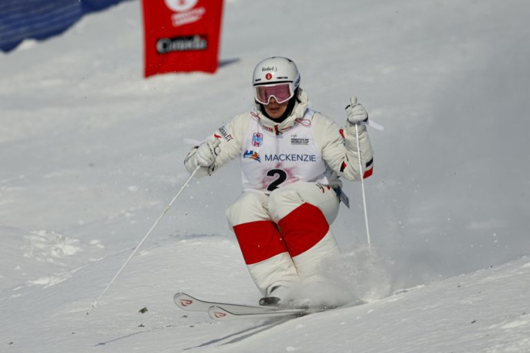 Freestyle Skiing World Cup |  Mikaël Kingsbury starts the season with bronze