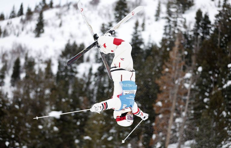 Freestyle skiing: Mikaël Kingsbury leads a Quebec double at Alpe d’Huez