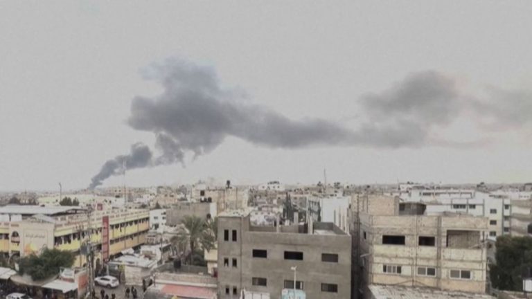 Gaza still under bombs