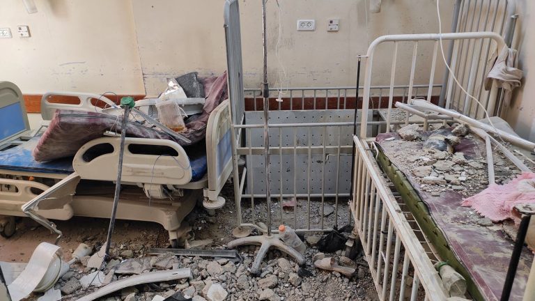 Hamas accuses Israeli army of targeting hospital patients