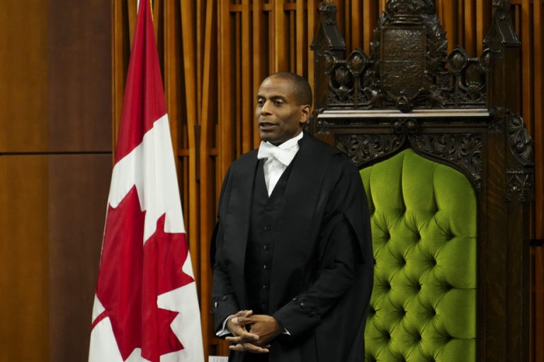 House of Commons |  Greg Fergus resumes his seat as president after his appearance at a partisan event