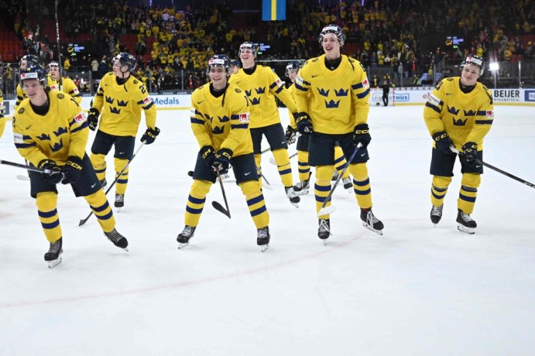 Junior World Championship |  Sweden too strong for Canada