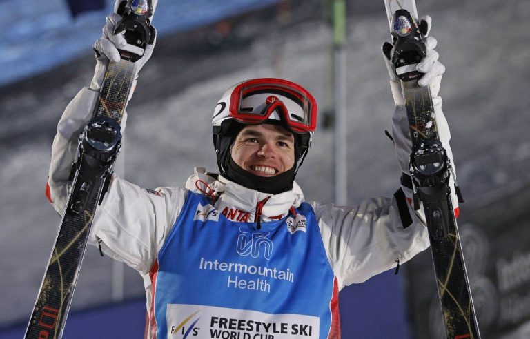 Kingsbury completes double by winning parallel moguls in Sweden