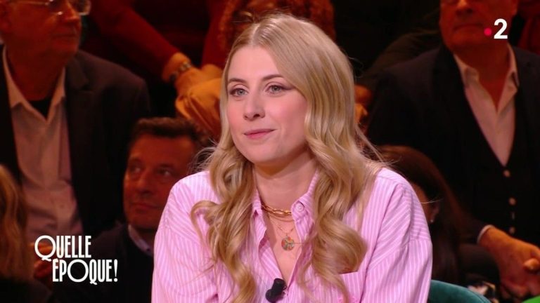 Laura Laune very moved in “Quelle Époque!”, she reveals having been a victim of domestic violence