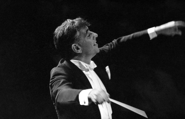 Leonard Bernstein, an odyssey through the record