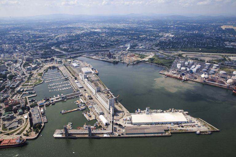 Locked out since September 2022 |  Longshore workers at the port of Quebec vote against a mediator’s proposal